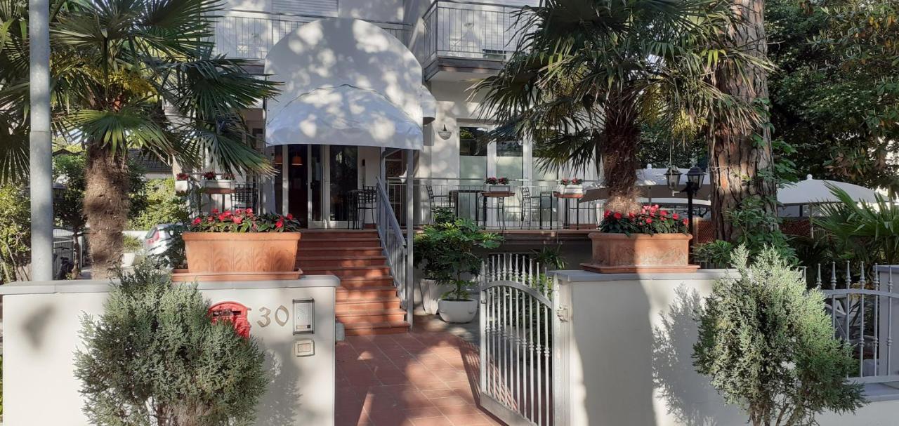 Hotel Garni Anna Cervia Exterior photo