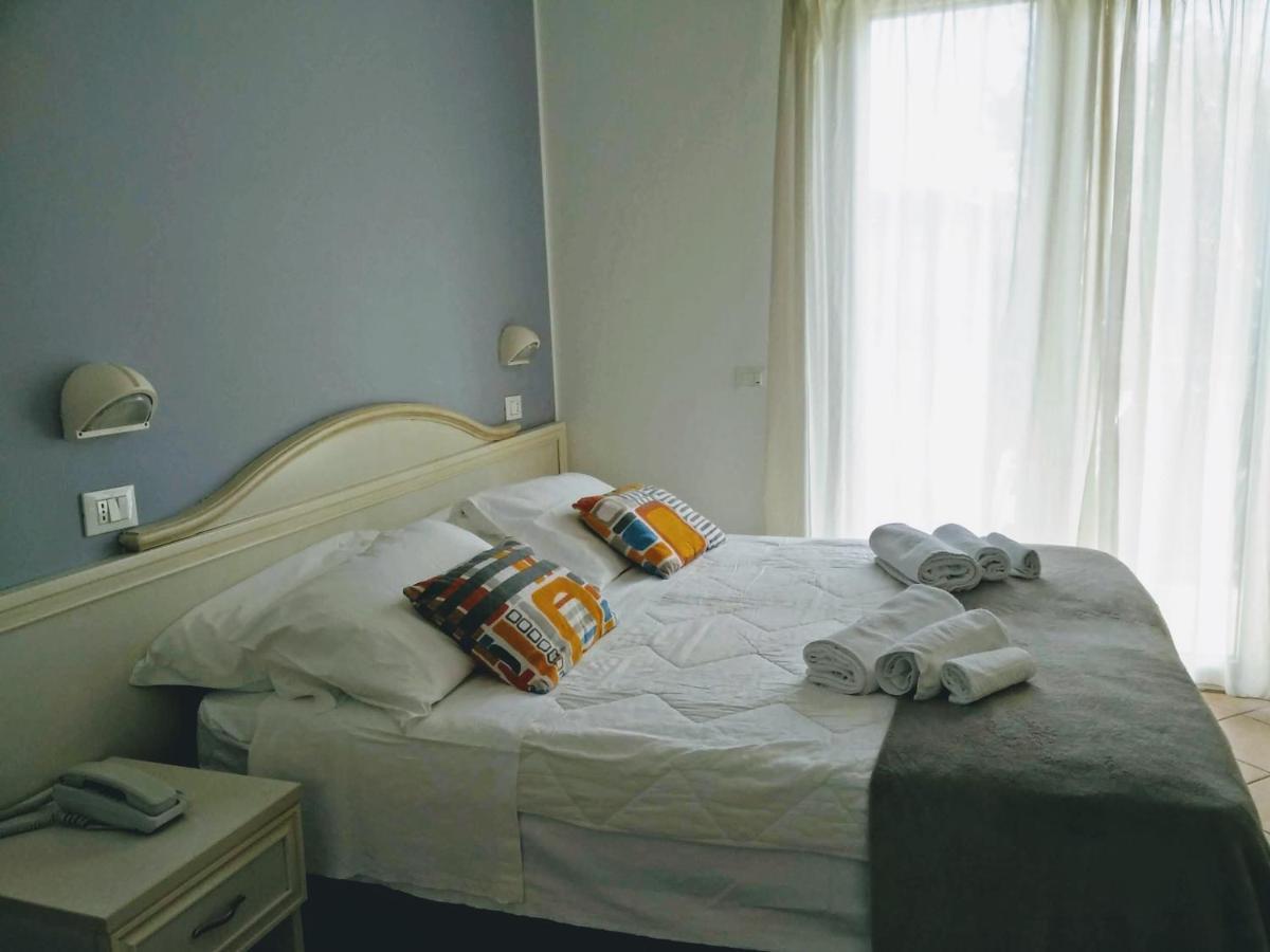 Hotel Garni Anna Cervia Exterior photo